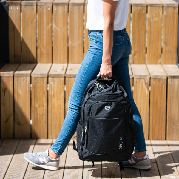 CBC7097 BLACK URBAN BACKPACK NILS