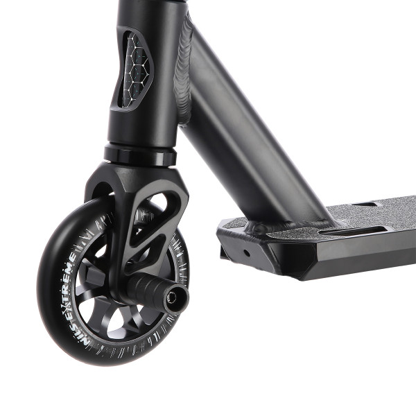 HS200 PRO SCOOTER NILS EXTREME