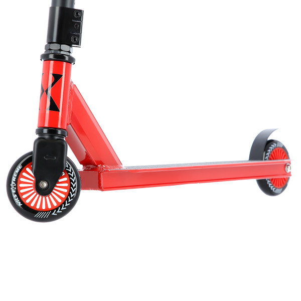 SCHWARZ-ROT STUNT ROLLER NILS EXTREME