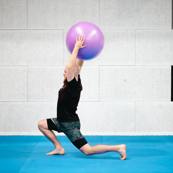 55CM VIOLET GYMNASTIKBALL MIT MASSAGENOPPEN HMS