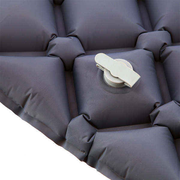 GRAU TOURISTISCHE MATTE MIT DER LUFTPUMPE NILS CAMP